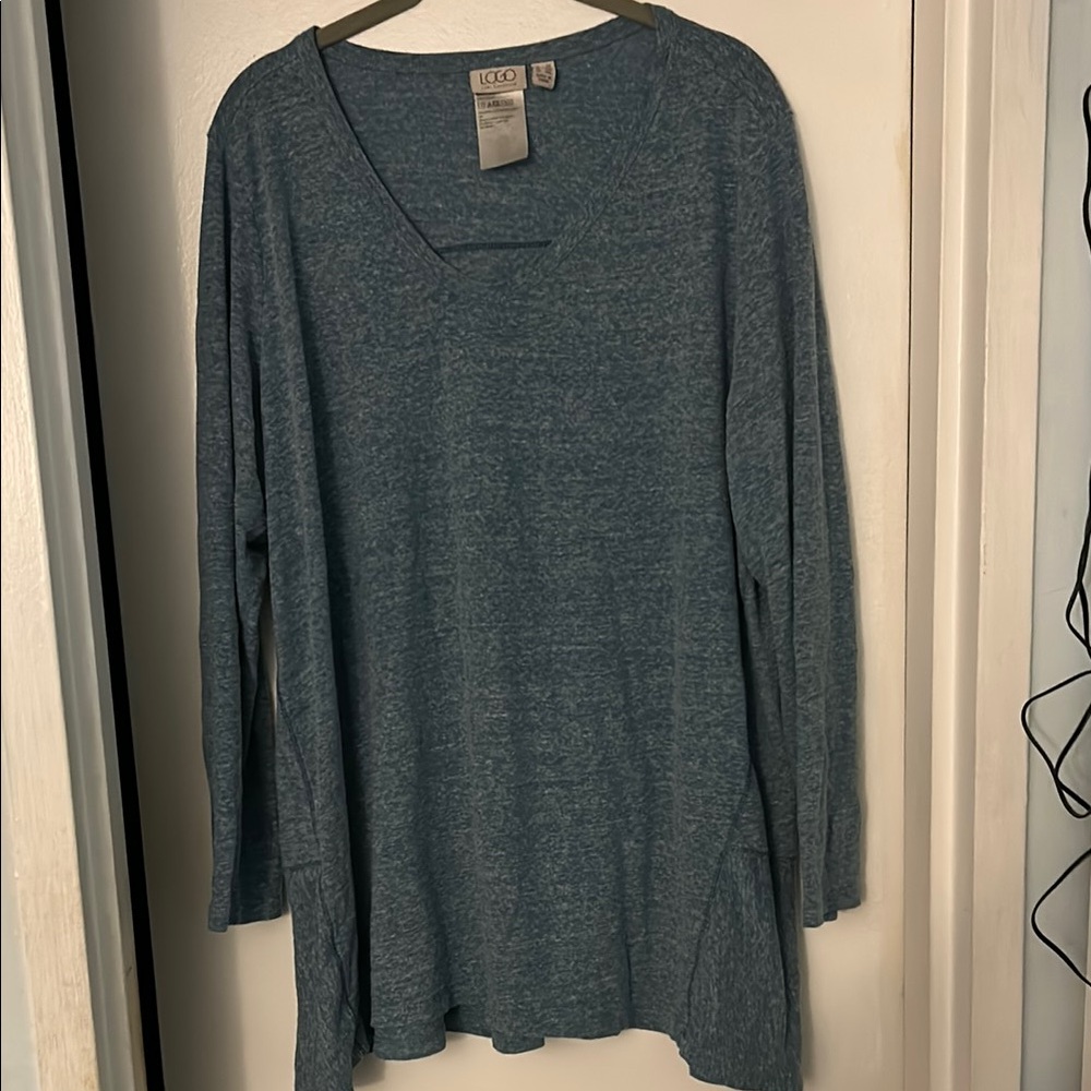 LOGO Blue Long Sleeve Top 2X 22-24W